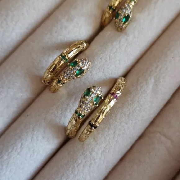 SOLD Gold stainless steel snake ring - Picture 1 of 3